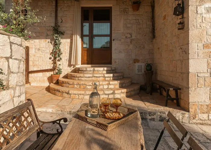 Сasa de vacaciones Magical Trulli Complex With Private Pool *